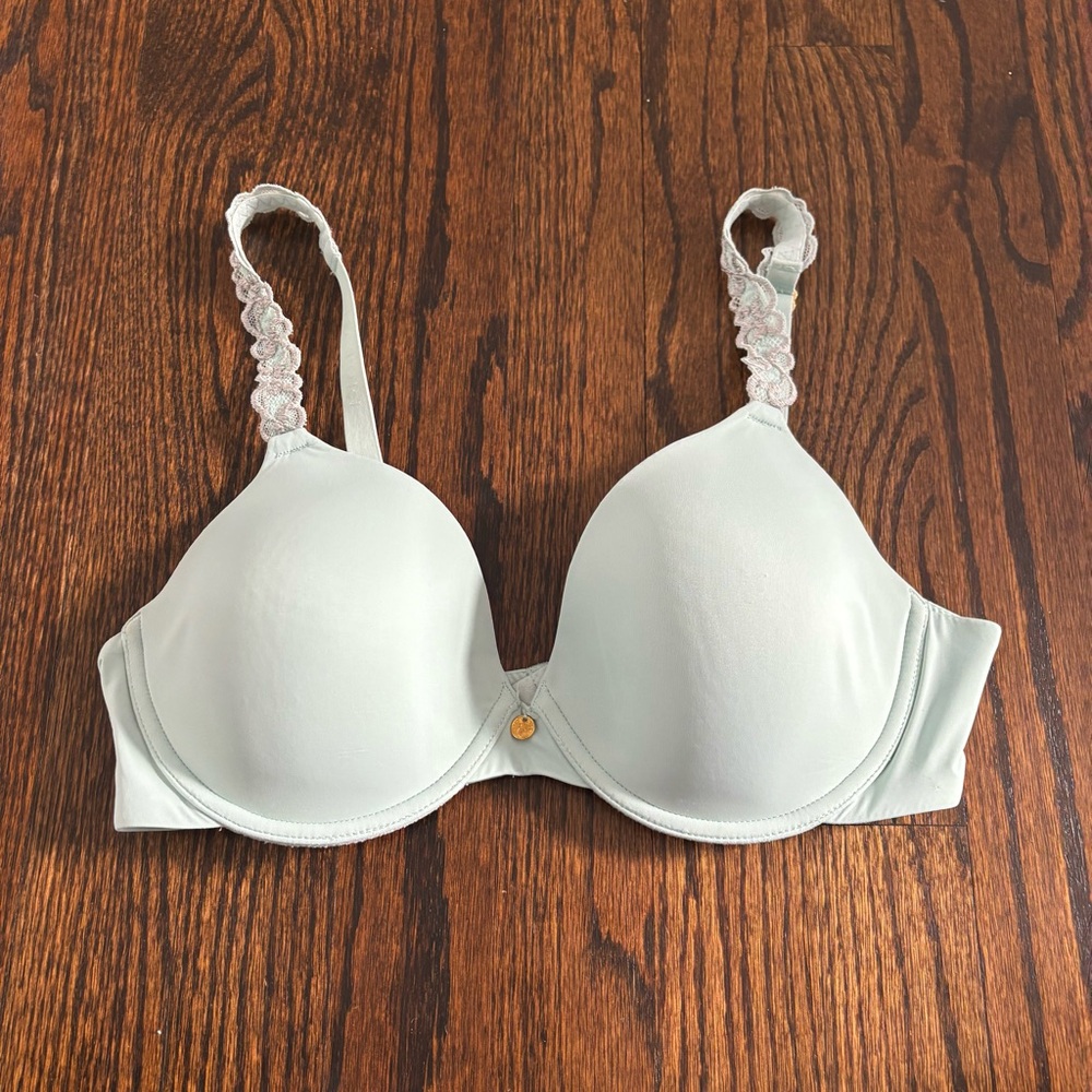 NATORI Pure Luxe Plunge T-Shirt Bra Soft Green 36B